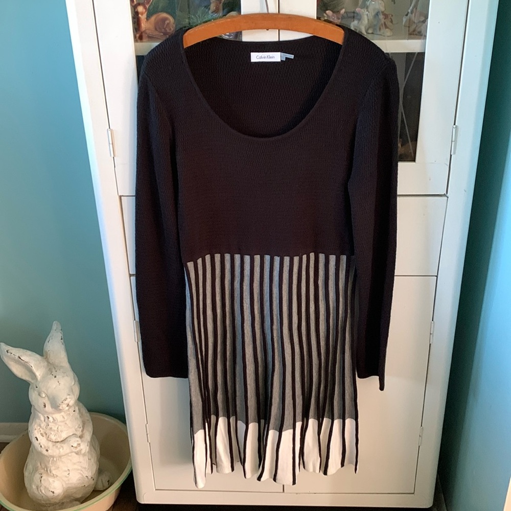 Calvin Klein sz M sweater dress pleated euc
